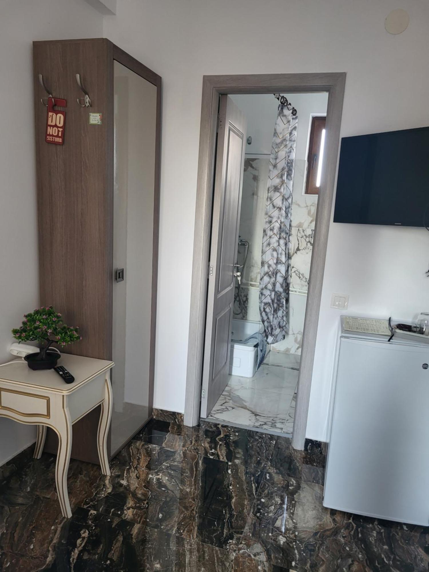 Hotel Damar Costinesti Exterior photo